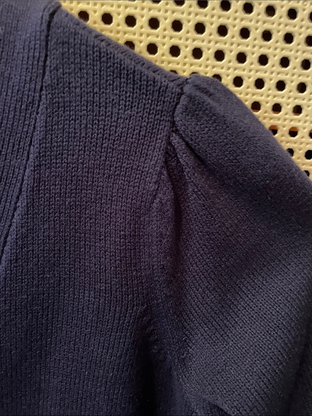 Perfect Condition Crown & Ivy Navy V-Neck Button-Front Cardigan Sz M - Picture 4 of 10